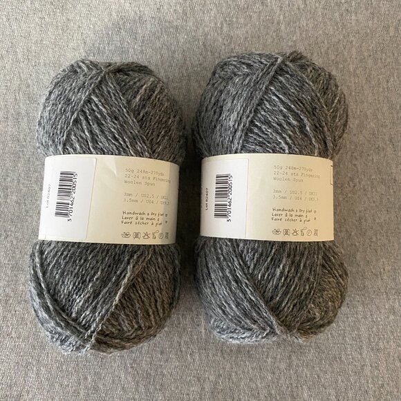 NWT Biches & Buches Le Petit Lambswool Colour Medium Grey Lot of 2 - Picture 4 of 6